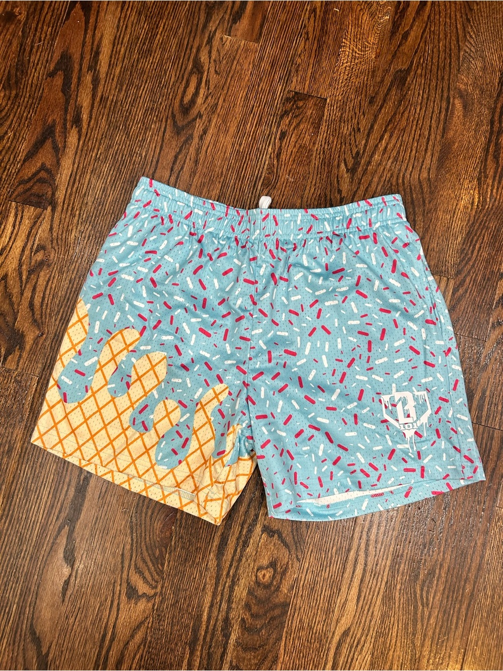 Baseball lifestyle cotton candy size small